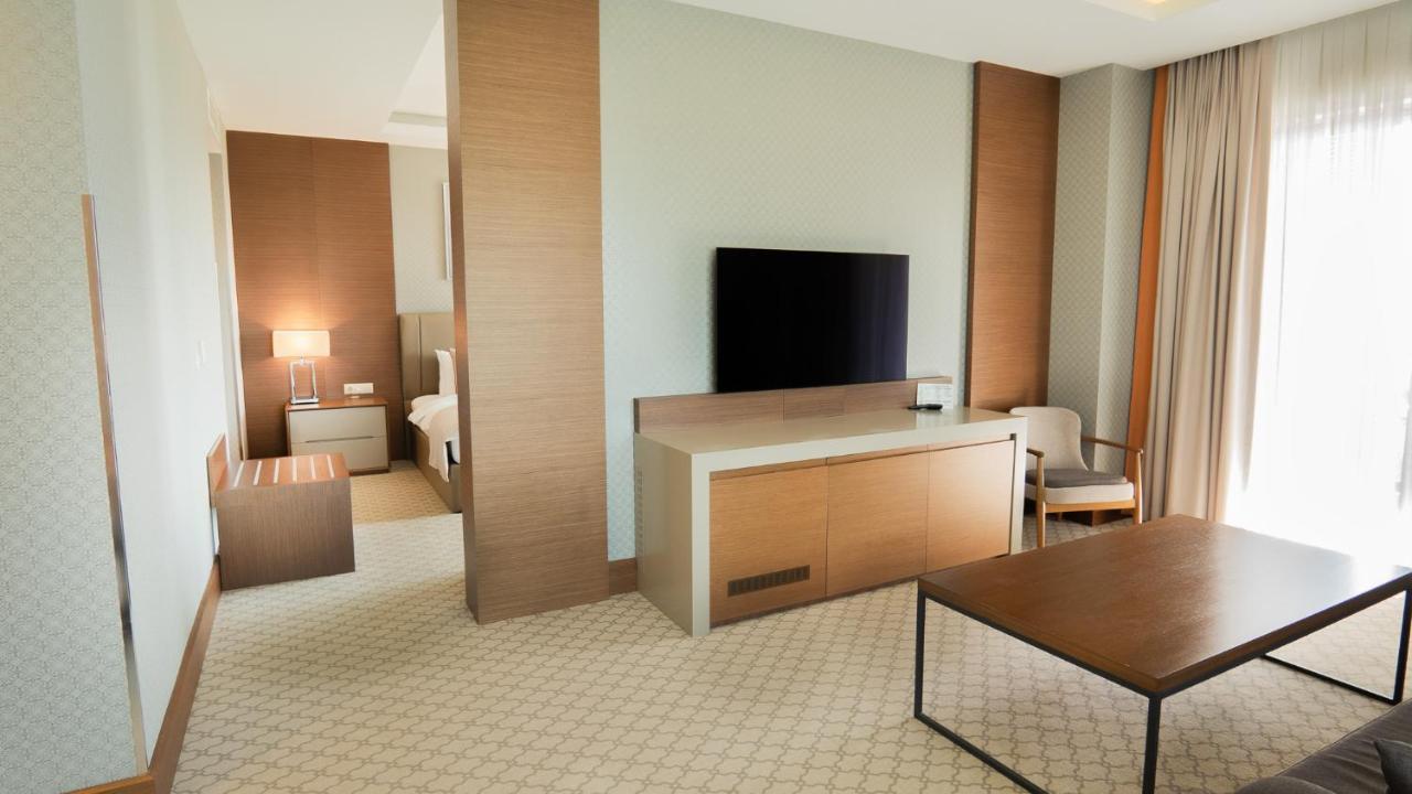 Motel Heksapolis Tavsancil Bagian luar foto